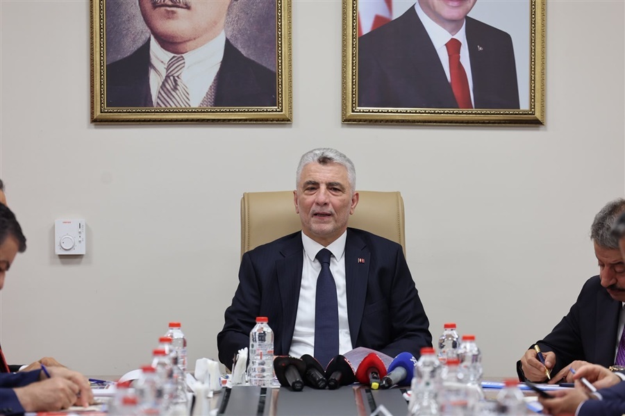 Ticaret Bakanı Ömer Bolat, Habur Sınır Kapısı'nda İncelemelerde Bulundu