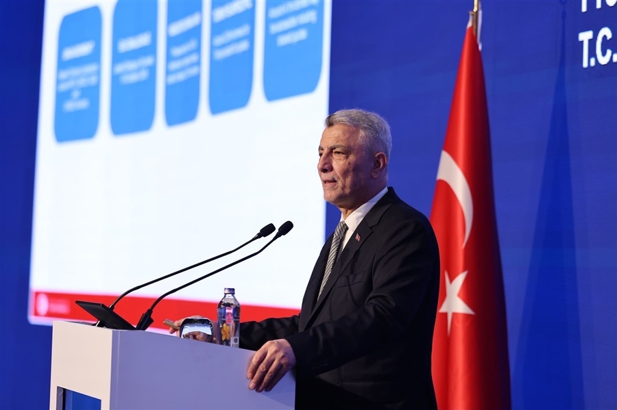 Ticaret Bakanı Ömer Bolat, Steel Networking Summits 2026'da Konuştu